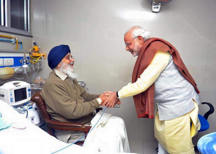 PM Narendra Modi met CM Badal at PGI, enquires about his health