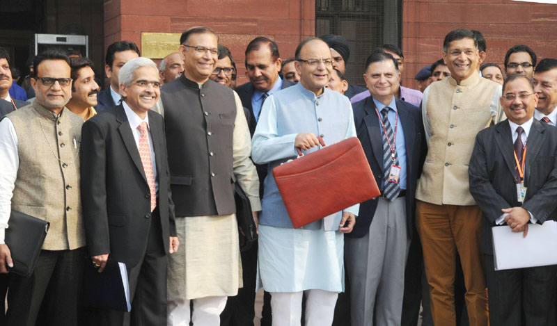 Jaitley keeps focus on Rural India in his third budget