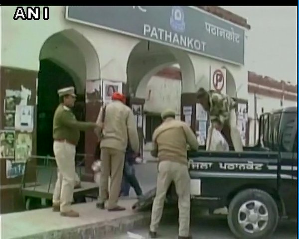 Pakistan: Pathankot probe team seeks more evidence from India