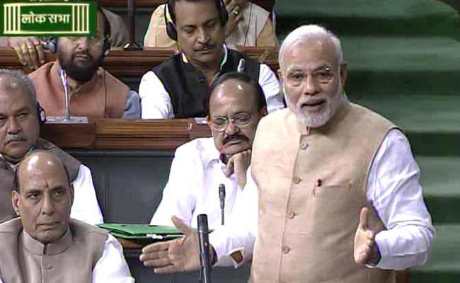Modi targets Congress, pays back in equal measures