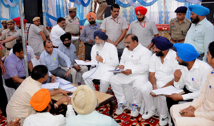 WHY YOU WERE MUM ON DEBT WAIVER ISSUE DURING UPA REGIME- CM BADAL ASKS CAPTAIN