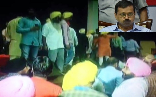 Ruckus in Kejriwal's Mohali meet, journalists assaulted