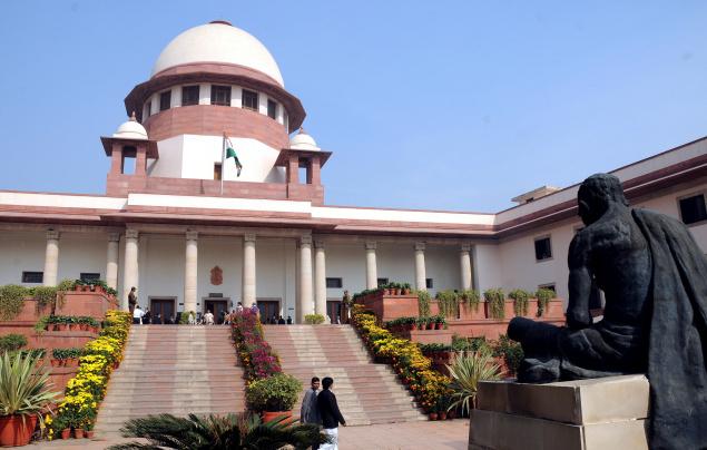 Supreme Court To Hear Petitions Challenging Demonetisation On Dec 2