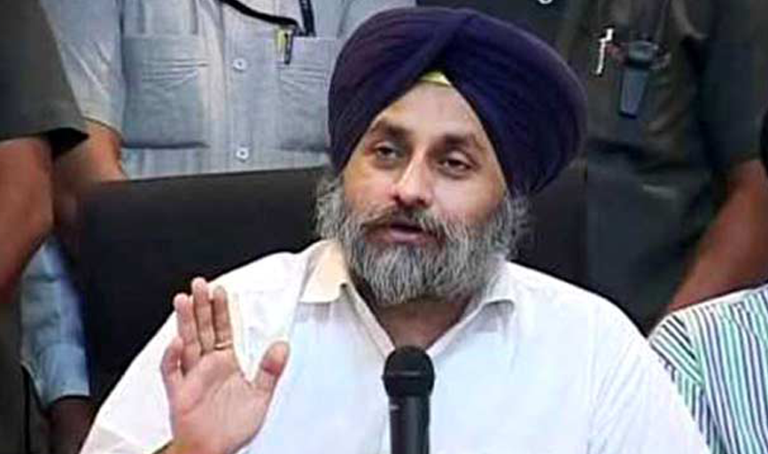 Sukhbir Badal welcomes announcement of twice defeated and failed CM as congress Chief Ministerial candidate
