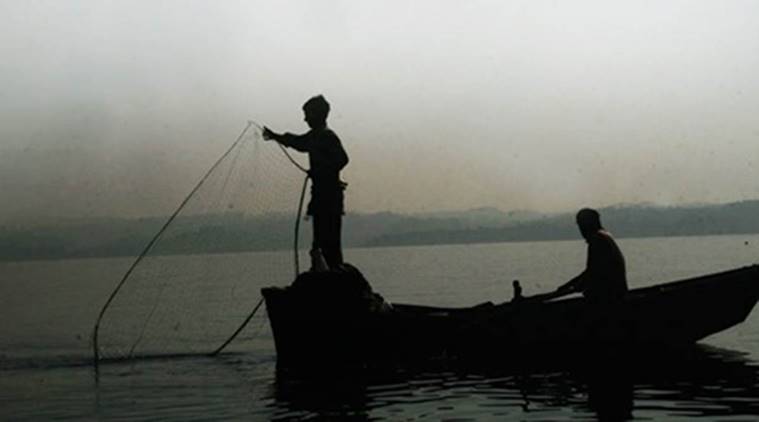 Pakistan apprehends 12 Indian fishermen off Gujarat coast
