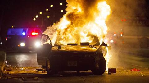 Car Catches Fire; Four Have Narrow Escape