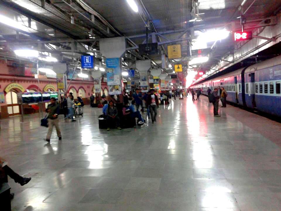 Passengers to grade Rajdhani, Shatabdi trains on cleanliness