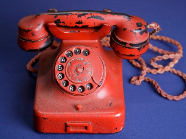 Adolf Hitler's red phone goes on sale; bids to start at $100,000
