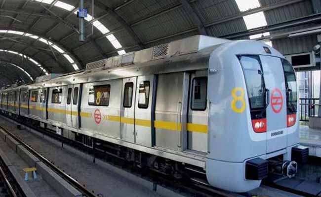 Man commits suicide at Metro station