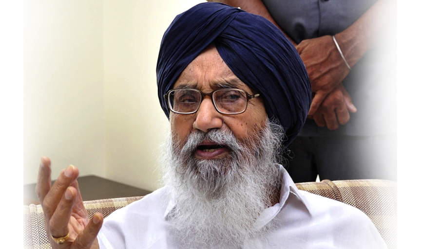 Congress finding excuses for non fulfillment of loan waiver promise, says Parkash Singh Badal
