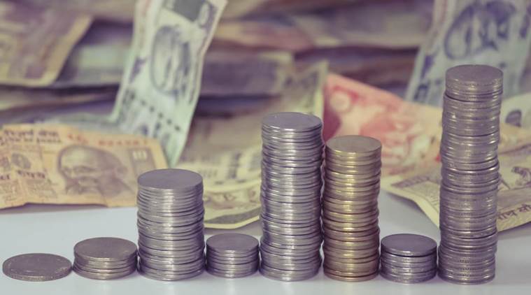 Rupee Drops 7 Paise Against US Dollar