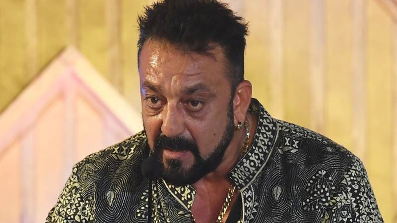 Dutt gets injured during 'Bhoomi' shoot, continues filming