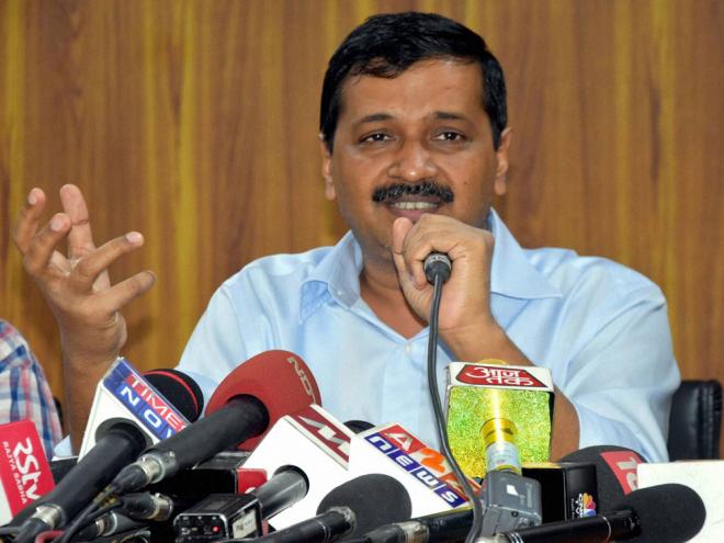 Use ballot papers instead of EVMs in Gujarat polls: AAP to EC