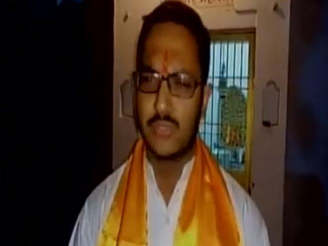 BJP youth wing leader offers Rs 11 lakh bounty on Mamata's head