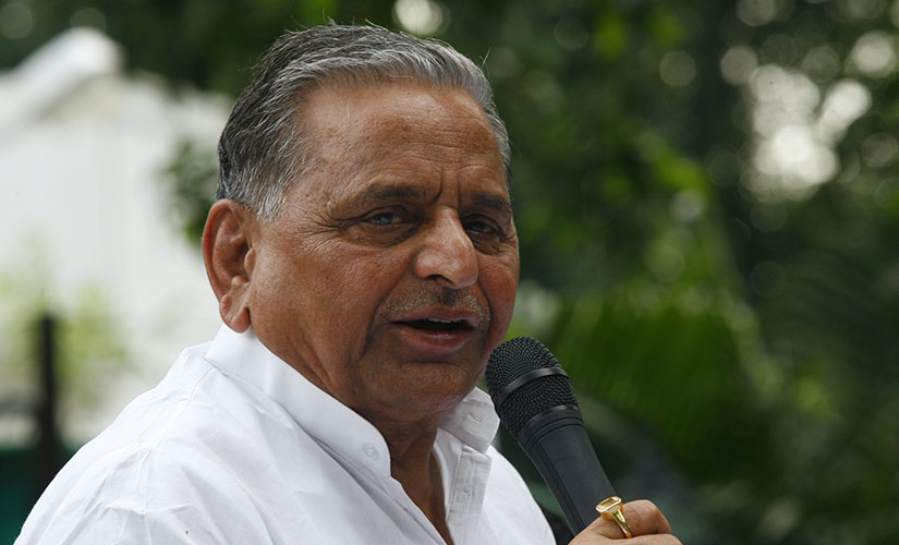 Mulayam living in the past, unaware of BJP's current strength: JD(U)