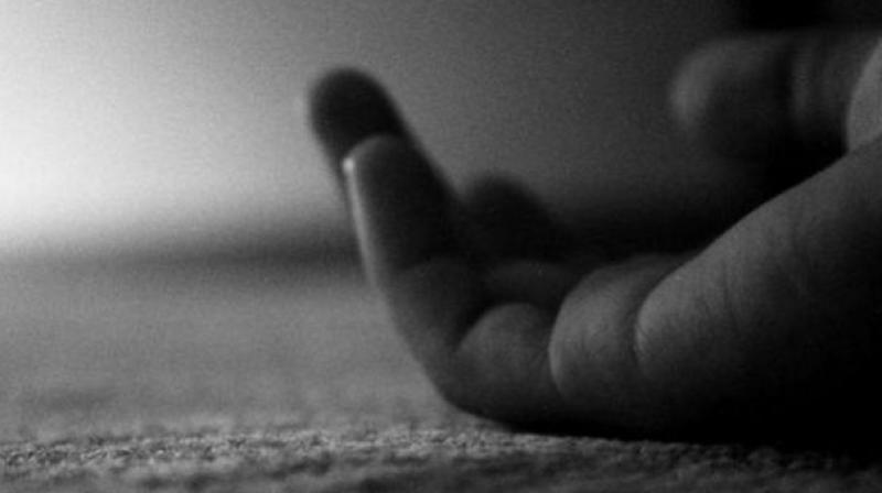 Maharashtra: Girl ends life as parents didn’t have money to marry her off