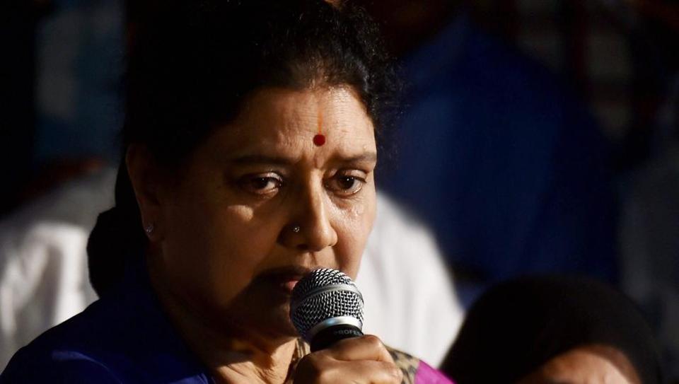 Restrain Sasikala faction from using AIADMK office: OPS camp to EC