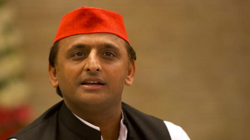 Has any soldier from Gujarat been martryed: Akhilesh's jibe at Modi