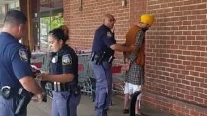 Sikh man in US arrested, handcuffed in US for carrying kirpan