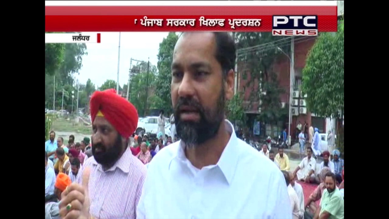 Truck unions in Punjab go on strike