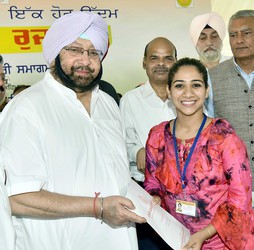 27,000 appointment letters issued under 'Ghar Ghar Rozgar' scheme by Capt govt