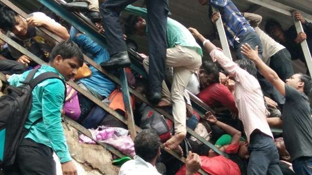 22 killed, 33 injured in stampede on foot overbridge in Mumbai