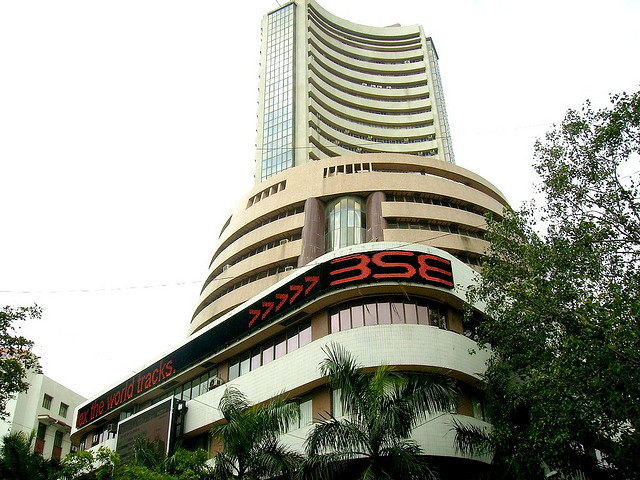 Sensex appreciates by 115 points in early trade
