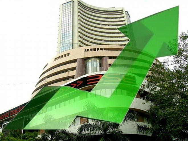 Sensex regained the 32,000 mark in early trade today