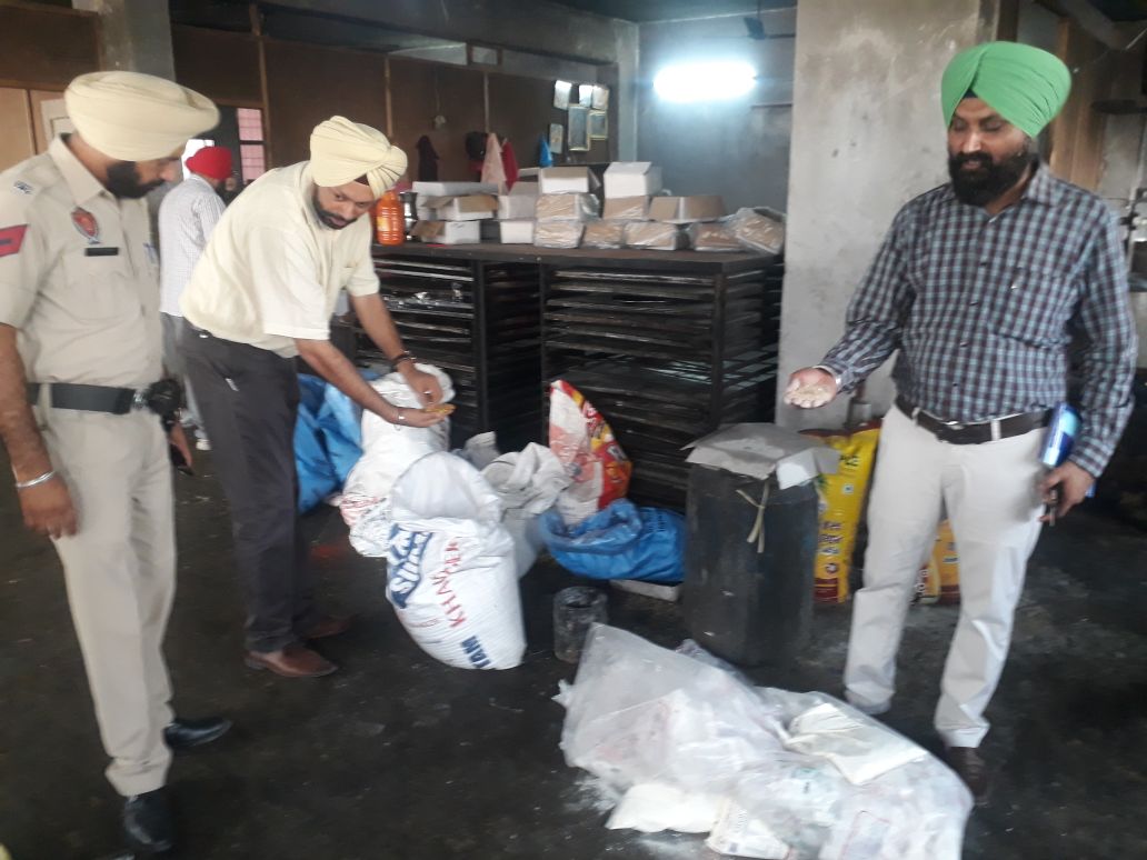 Sweets found adulterated by SDM RP Singh and Health Dept in Mohali