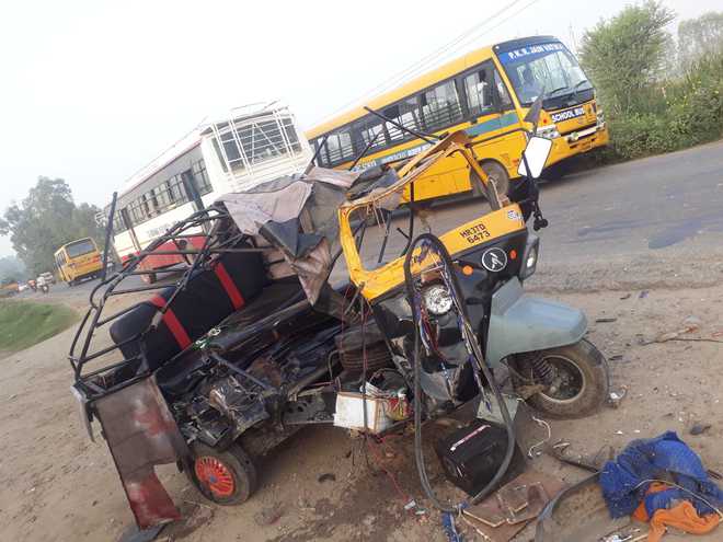 4 die, 7 badly injured as auto-rickshaw collides with canter in Ambala