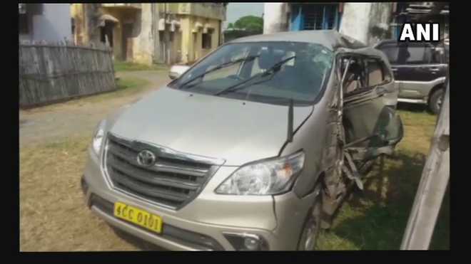 Myanmar Consul General dies in road mishap in Jharkhand, Wife Injured