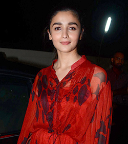 Alia Bhatt's maxi dress is the perfect outfit for each one of you