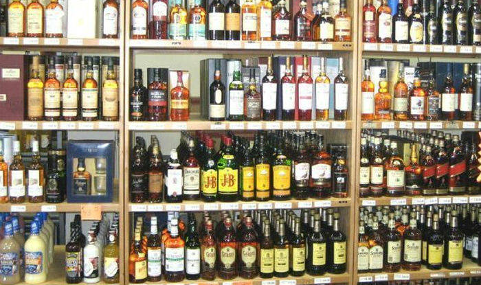 High Court: Women Can Now Work in Liquor Outlets in Kerala