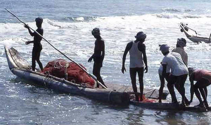 10 TN fishermen arrested by Lankan Navy