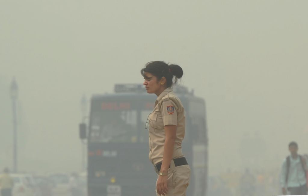 Air quality dipping rapidly, Delhi govt issues health advisory