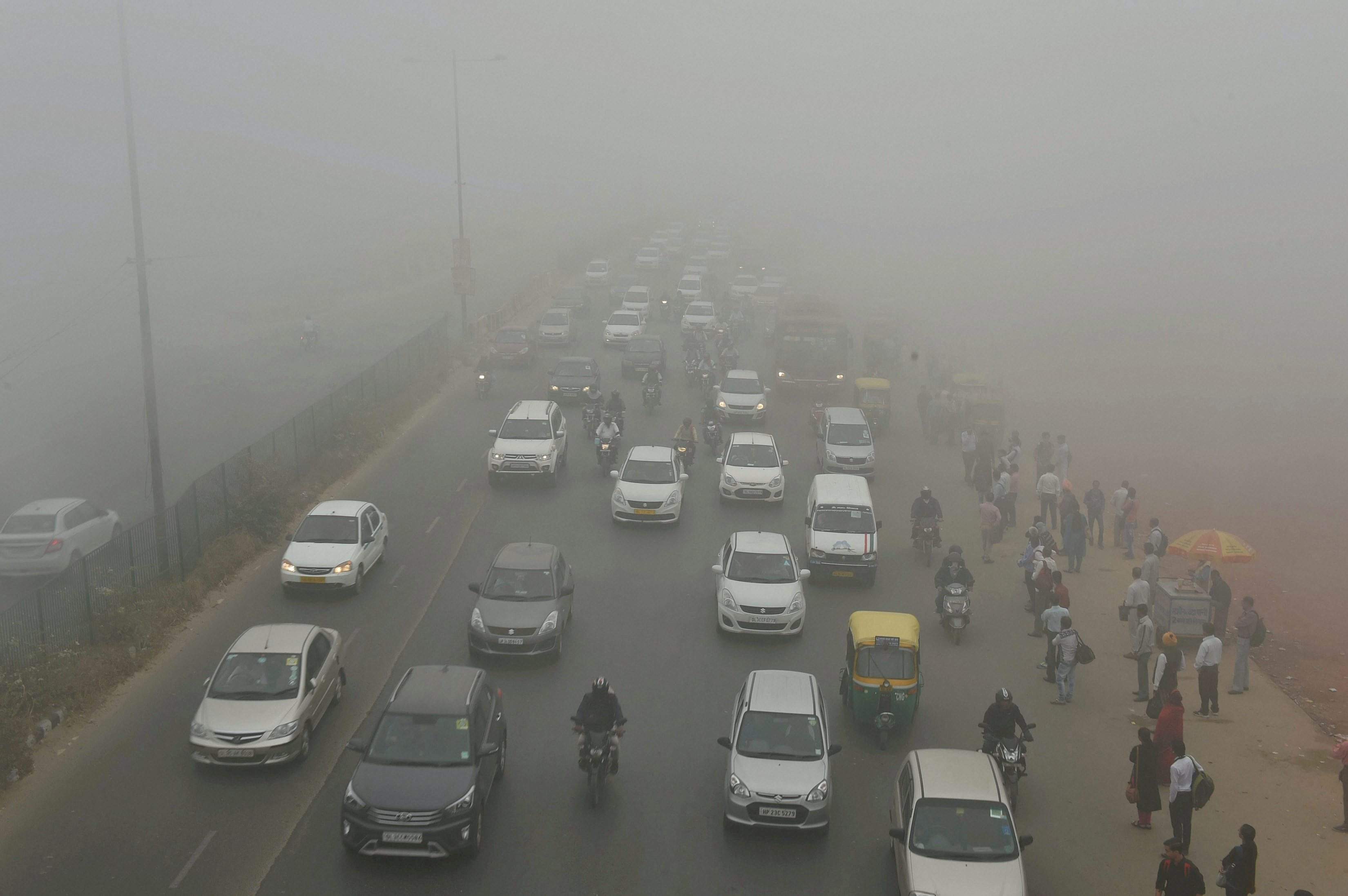 HC, NGT issue emergency directions to curb killer fog in Delhi