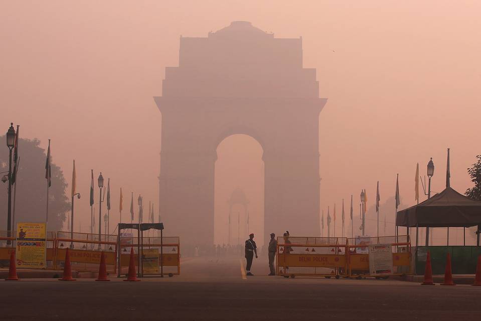 2017 likely to end on 'severe' note as pollution set to spike