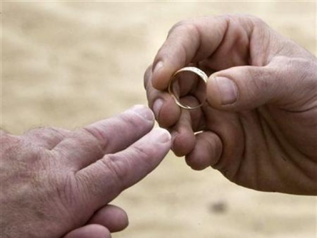 First gay marriages take place in Australia