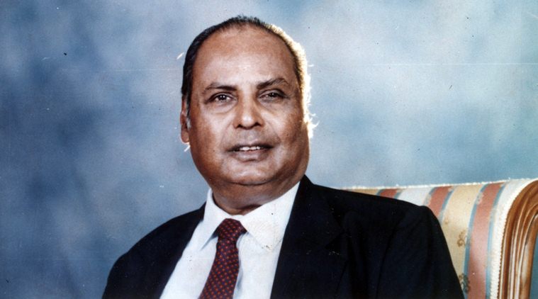 RIL family pays tributes to Dhirubhai on glitzy evening