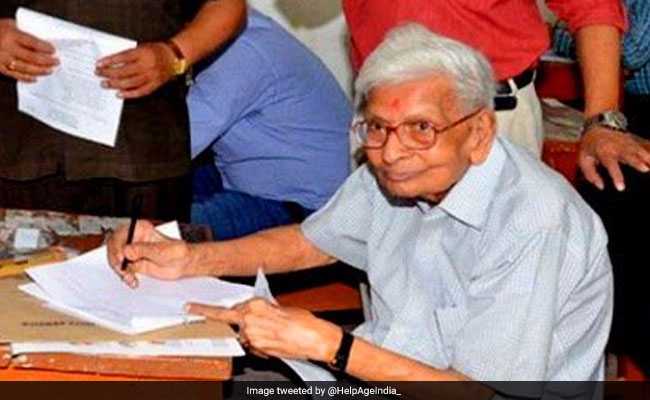 98-Year-Old Man Clears MA Economics Exam In Bihar