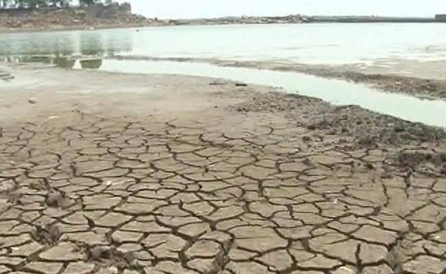 Water level in 91 major reservoirs dips