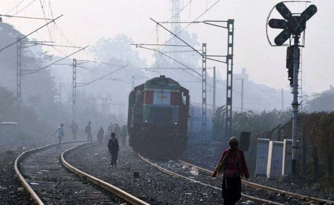 North India: 15 trains cancelled, 27 delayed due to fog