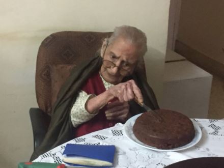 Rahul Gandhi fulfilled the wish of 107 year old grandmother! Here's how!