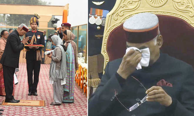 R-Day Parade: President turns emotional after honouring Garud commando