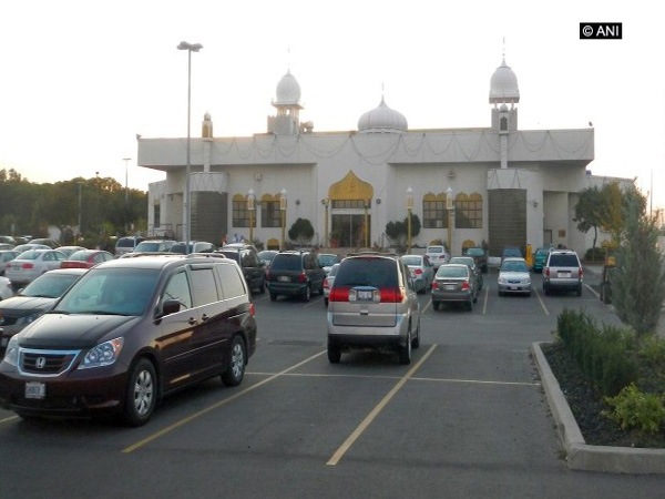 Protest on 'banning Indian officials' in more Gurudwaras of Canada