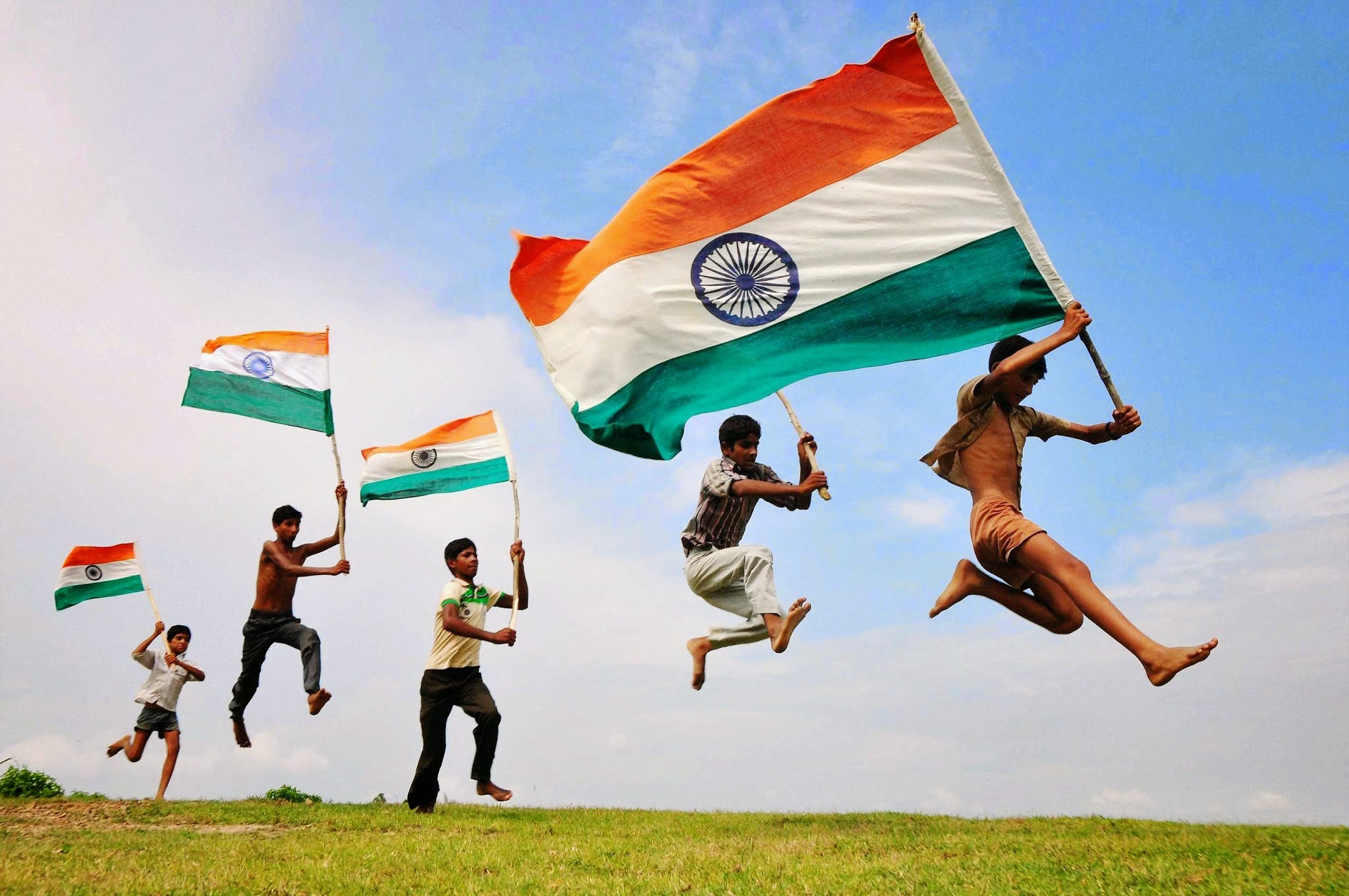 Don’t use national flag made of plastic, follow code of paper flags: Govt