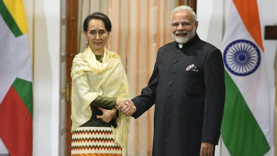 Modi meets Suu Kyi, Vietnamese PM; discusses bilateral, regional issues