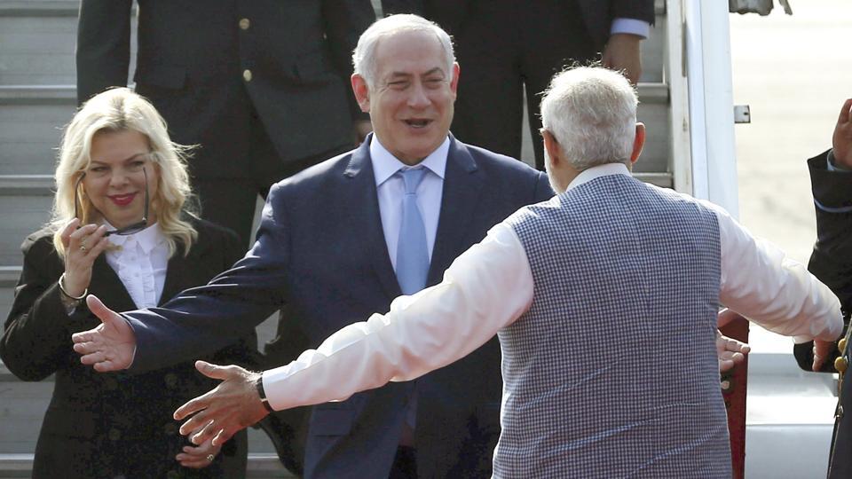 Modi receives Israeli PM at Airport,breaks protocol