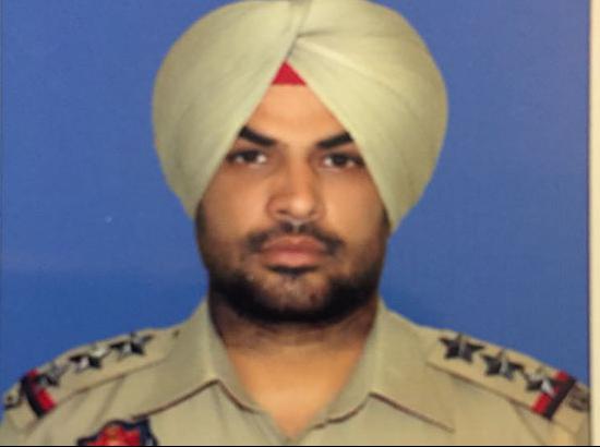 I was never classmate of Vicky Gounder says Inspector Vikram Brar