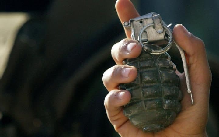 Grenade thrown on Army vehicle, no causality in explosion